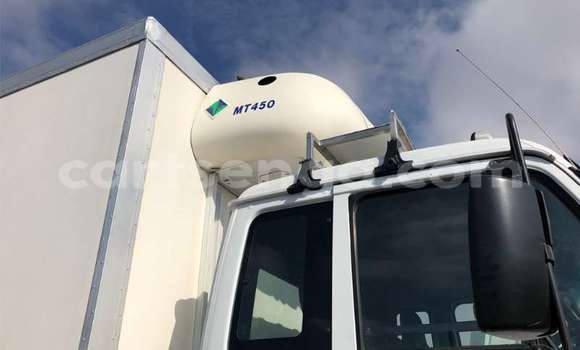 Nunua Ilio tumika Nissan UD White Lori ndani ya Mbabane nchini Manzini Nunua Ilio tumika Nissan UD White Lori ndani ya Mbabane nchini Manzini