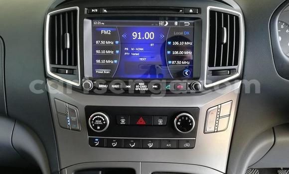 Acheter Occasion Voiture Hyundai H1 Blanc à Big Bend, Lubombo Acheter Occasion Voiture Hyundai H1 Blanc à Big Bend, Lubombo