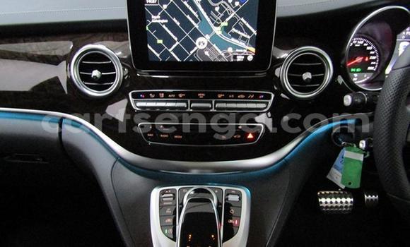 Nunua Ilio tumika Mercedes‒Benz Vito Black Gari ndani ya Mbabane nchini Manzini Nunua Ilio tumika Mercedes‒Benz Vito Black Gari ndani ya Mbabane nchini Manzini