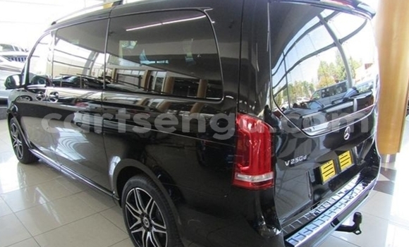 Nunua Ilio tumika Mercedes‒Benz Vito Black Gari ndani ya Mbabane nchini Manzini Nunua Ilio tumika Mercedes‒Benz Vito Black Gari ndani ya Mbabane nchini Manzini