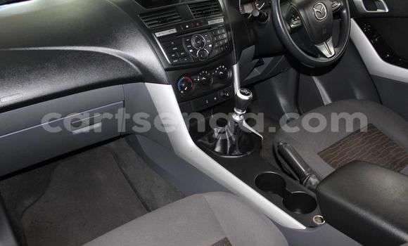 Nunua Ilio tumika Mazda BT-50 Blue Gari ndani ya Mbabane nchini Manzini Nunua Ilio tumika Mazda BT-50 Blue Gari ndani ya Mbabane nchini Manzini