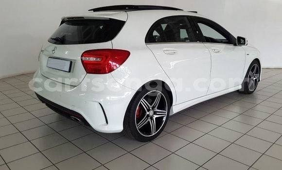 Buy Used Mercedes‒Benz A–Class White Car in Hluti in Shiselweni District Buy Used Mercedes‒Benz A–Class White Car in Hluti in Shiselweni District