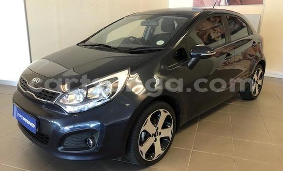 Nunua Ilio tumika Kia Rio Blue Gari ndani ya Mbabane nchini Manzini Nunua Ilio tumika Kia Rio Blue Gari ndani ya Mbabane nchini Manzini