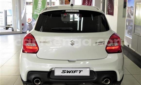 Nunua Ilio tumika Suzuki Swift White Gari ndani ya Mbabane nchini Manzini Nunua Ilio tumika Suzuki Swift White Gari ndani ya Mbabane nchini Manzini