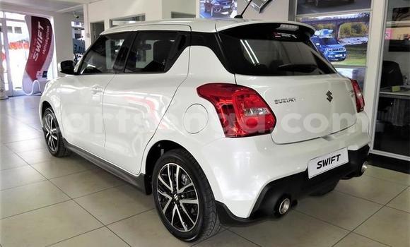 Nunua Ilio tumika Suzuki Swift White Gari ndani ya Mbabane nchini Manzini Nunua Ilio tumika Suzuki Swift White Gari ndani ya Mbabane nchini Manzini