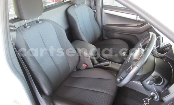 Acheter Occasion Voiture Isuzu KB Blanc à Ezulwini, Hhohho Acheter Occasion Voiture Isuzu KB Blanc à Ezulwini, Hhohho