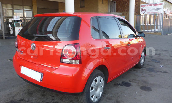 Acheter Occasion Voiture Volkswagen Polo Rouge à Ezulwini, Hhohho Acheter Occasion Voiture Volkswagen Polo Rouge à Ezulwini, Hhohho