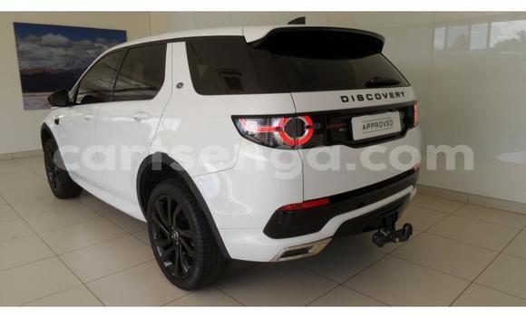 Nunua Ilio tumika Land Rover Discovery Sport White Gari ndani ya Mbabane nchini Manzini Nunua Ilio tumika Land Rover Discovery Sport White Gari ndani ya Mbabane nchini Manzini