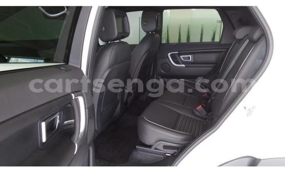 Nunua Ilio tumika Land Rover Discovery Sport White Gari ndani ya Mbabane nchini Manzini Nunua Ilio tumika Land Rover Discovery Sport White Gari ndani ya Mbabane nchini Manzini