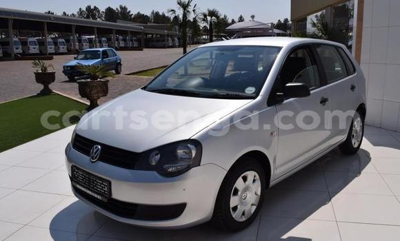 Nunua Ilio tumika Volkswagen Polo Silver Gari ndani ya Bulembu nchini Hhohho Nunua Ilio tumika Volkswagen Polo Silver Gari ndani ya Bulembu nchini Hhohho
