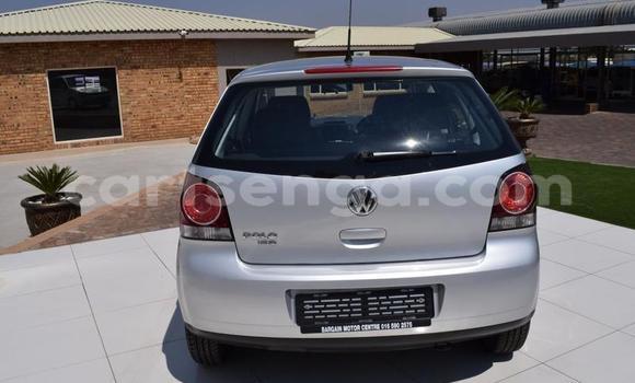 Nunua Ilio tumika Volkswagen Polo Silver Gari ndani ya Bulembu nchini Hhohho Nunua Ilio tumika Volkswagen Polo Silver Gari ndani ya Bulembu nchini Hhohho