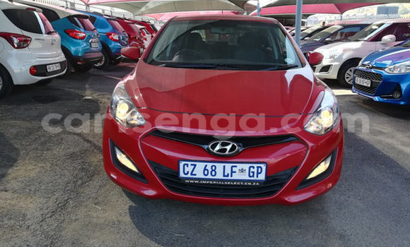 Acheter Occasion Voiture Hyundai i30 Rouge à Bulembu, Hhohho Acheter Occasion Voiture Hyundai i30 Rouge à Bulembu, Hhohho