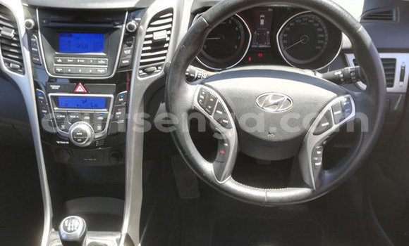 Acheter Occasion Voiture Hyundai i30 Blanc à Ezulwini, Hhohho Acheter Occasion Voiture Hyundai i30 Blanc à Ezulwini, Hhohho