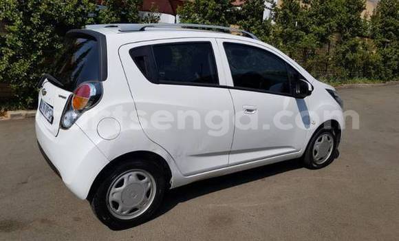 Acheter Occasion Voiture Chevrolet Spark Blanc à Ezulwini, Hhohho Acheter Occasion Voiture Chevrolet Spark Blanc à Ezulwini, Hhohho