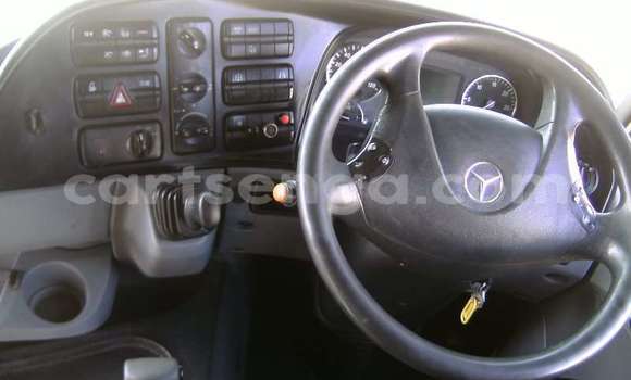 Nunua Ilio tumika Mercedes‒Benz Arocs Red Lori ndani ya Mbabane nchini Manzini Nunua Ilio tumika Mercedes‒Benz Arocs Red Lori ndani ya Mbabane nchini Manzini