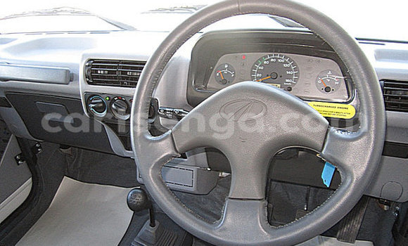 Acheter Occasion Voiture Mahindra Bolero Blanc à Ezulwini, Hhohho Acheter Occasion Voiture Mahindra Bolero Blanc à Ezulwini, Hhohho