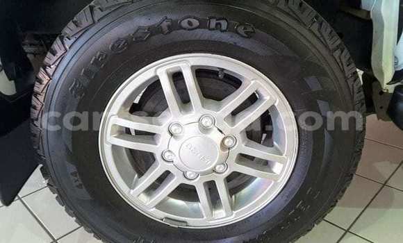 Acheter Occasion Voiture Isuzu KB Blanc à Hlatikulu, Shiselweni District Acheter Occasion Voiture Isuzu KB Blanc à Hlatikulu, Shiselweni District