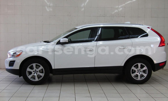 Acheter Occasion Voiture Volvo XC60 Blanc à Ezulwini, Hhohho Acheter Occasion Voiture Volvo XC60 Blanc à Ezulwini, Hhohho