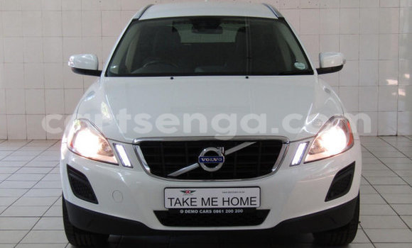 Acheter Occasion Voiture Volvo XC60 Blanc à Ezulwini, Hhohho Acheter Occasion Voiture Volvo XC60 Blanc à Ezulwini, Hhohho