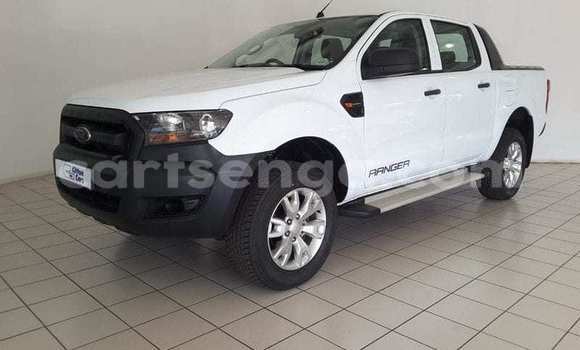 Buy Used Ford Ranger White Car in Hlatikulu in Shiselweni District Buy Used Ford Ranger White Car in Hlatikulu in Shiselweni District