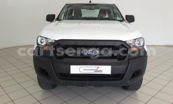 Buy Used Ford Ranger White Car in Hlatikulu in Shiselweni District Buy Used Ford Ranger White Car in Hlatikulu in Shiselweni District