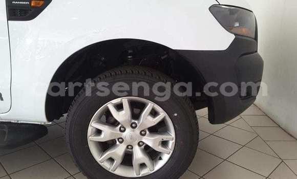 Buy Used Ford Ranger White Car in Hlatikulu in Shiselweni District Buy Used Ford Ranger White Car in Hlatikulu in Shiselweni District