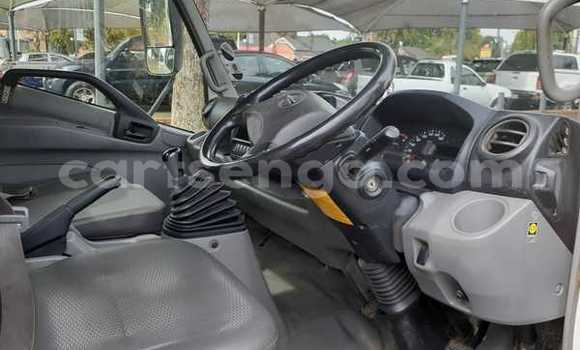 Acheter Occasion Utilitaire Hino 300 Series Blanc à Ezulwini, Hhohho Acheter Occasion Utilitaire Hino 300 Series Blanc à Ezulwini, Hhohho