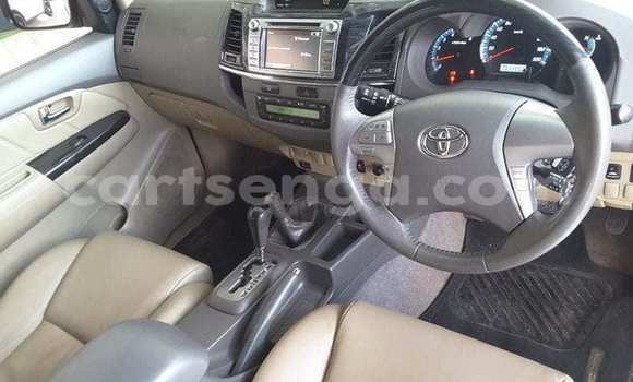 Acheter Occasion Voiture Toyota Fortuner Gris à Bulembu, Hhohho Acheter Occasion Voiture Toyota Fortuner Gris à Bulembu, Hhohho