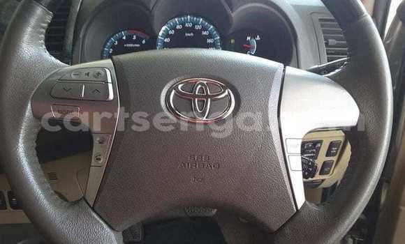 Acheter Occasion Voiture Toyota Fortuner Gris à Bulembu, Hhohho Acheter Occasion Voiture Toyota Fortuner Gris à Bulembu, Hhohho