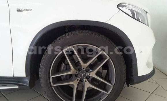 Acheter Occasion Voiture Mercedes‒Benz G-klasse AMG Blanc à Ezulwini, Hhohho Acheter Occasion Voiture Mercedes‒Benz G-klasse AMG Blanc à Ezulwini, Hhohho