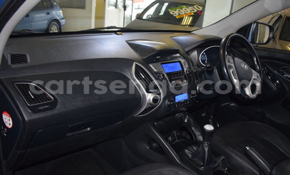 Acheter Occasion Voiture Hyundai ix35 Bleu à Ezulwini, Hhohho Acheter Occasion Voiture Hyundai ix35 Bleu à Ezulwini, Hhohho