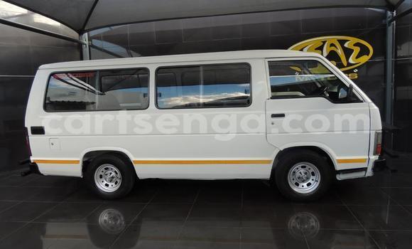 Nunua Ilio tumika Toyota Hiace White Gari ndani ya Mbabane nchini Manzini Nunua Ilio tumika Toyota Hiace White Gari ndani ya Mbabane nchini Manzini