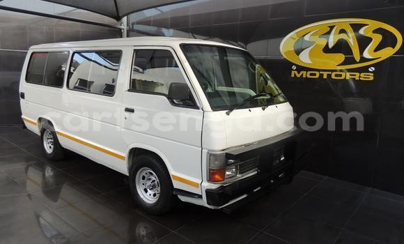 Nunua Ilio tumika Toyota Hiace White Gari ndani ya Mbabane nchini Manzini Nunua Ilio tumika Toyota Hiace White Gari ndani ya Mbabane nchini Manzini