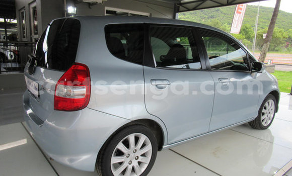 Nunua Ilio tumika Honda Jazz Blue Gari ndani ya Ezulwini nchini Hhohho Nunua Ilio tumika Honda Jazz Blue Gari ndani ya Ezulwini nchini Hhohho