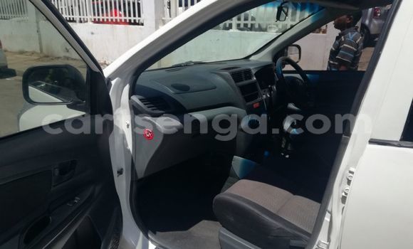 Buy Used Toyota Avanza White Car in Ezulwini in Hhohho Buy Used Toyota Avanza White Car in Ezulwini in Hhohho