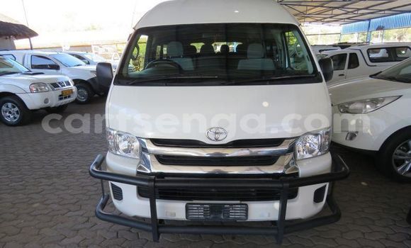 Acheter Occasion Voiture Toyota Hiace Blanc à Ezulwini, Hhohho Acheter Occasion Voiture Toyota Hiace Blanc à Ezulwini, Hhohho