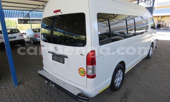 Acheter Occasion Voiture Toyota Hiace Blanc à Ezulwini, Hhohho Acheter Occasion Voiture Toyota Hiace Blanc à Ezulwini, Hhohho
