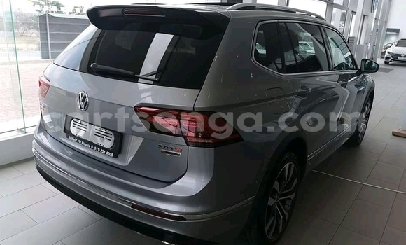 Acheter Occasion Voiture Volkswagen Tiguan Beige à Ezulwini, Hhohho Acheter Occasion Voiture Volkswagen Tiguan Beige à Ezulwini, Hhohho