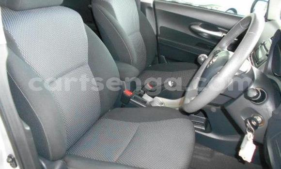 Nunua Ilio tumika Toyota Auris Silver Gari ndani ya Ezulwini nchini Hhohho Nunua Ilio tumika Toyota Auris Silver Gari ndani ya Ezulwini nchini Hhohho