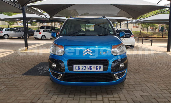 Buy Used Citroen C3 Blue Car in Ezulwini in Hhohho Buy Used Citroen C3 Blue Car in Ezulwini in Hhohho