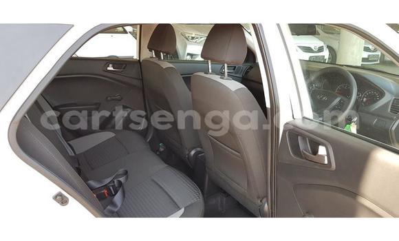 Acheter Occasion Voiture Hyundai i20 Blanc à Big Bend, Lubombo Acheter Occasion Voiture Hyundai i20 Blanc à Big Bend, Lubombo