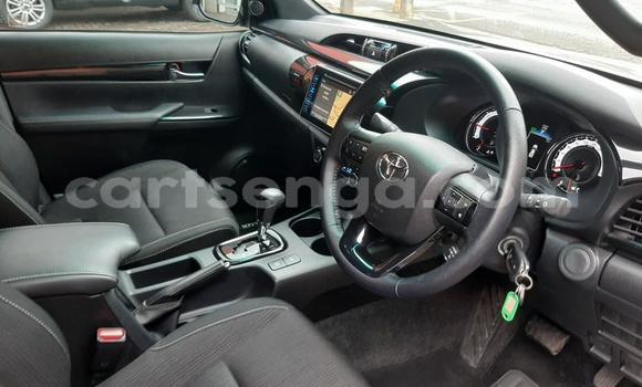 Nunua Ilio tumika Toyota Hilux Silver Gari ndani ya Mbabane nchini Manzini Nunua Ilio tumika Toyota Hilux Silver Gari ndani ya Mbabane nchini Manzini
