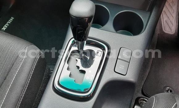 Nunua Ilio tumika Toyota Hilux Silver Gari ndani ya Mbabane nchini Manzini Nunua Ilio tumika Toyota Hilux Silver Gari ndani ya Mbabane nchini Manzini