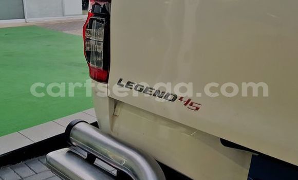 Acheter Occasion Voiture Toyota Hilux Blanc à Ezulwini, Hhohho Acheter Occasion Voiture Toyota Hilux Blanc à Ezulwini, Hhohho