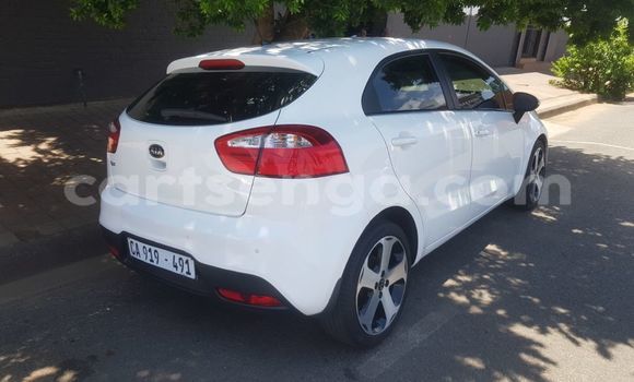 Acheter Occasion Voiture Kia Rio Blanc à Ezulwini, Hhohho Acheter Occasion Voiture Kia Rio Blanc à Ezulwini, Hhohho