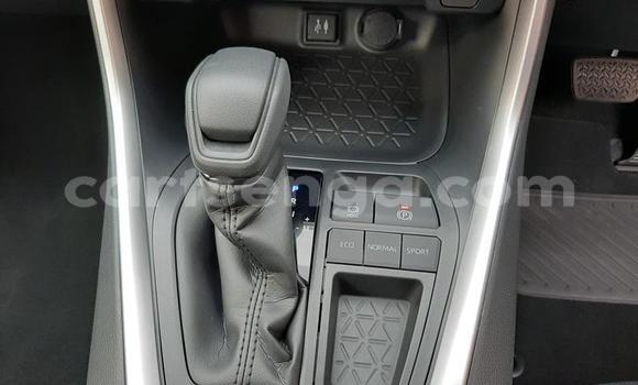 Nunua Ilio tumika Toyota RAV4 White Gari ndani ya Mbabane nchini Manzini Nunua Ilio tumika Toyota RAV4 White Gari ndani ya Mbabane nchini Manzini