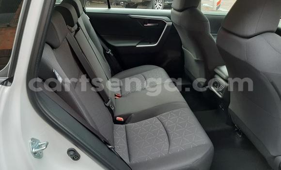 Nunua Ilio tumika Toyota RAV4 White Gari ndani ya Mbabane nchini Manzini Nunua Ilio tumika Toyota RAV4 White Gari ndani ya Mbabane nchini Manzini