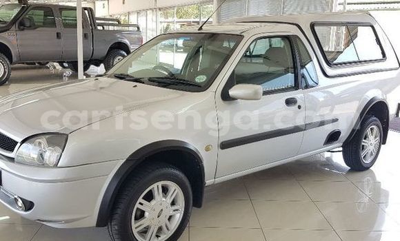 Acheter Occasion Voiture Ford B-MAX Gris à Ezulwini, Hhohho Acheter Occasion Voiture Ford B-MAX Gris à Ezulwini, Hhohho