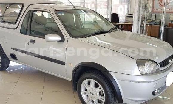 Acheter Occasion Voiture Ford B-MAX Gris à Ezulwini, Hhohho Acheter Occasion Voiture Ford B-MAX Gris à Ezulwini, Hhohho