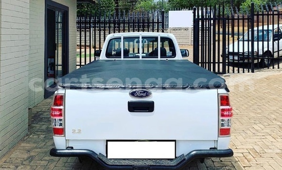 Acheter Occasion Voiture Ford Ranger Blanc à Ezulwini, Hhohho Acheter Occasion Voiture Ford Ranger Blanc à Ezulwini, Hhohho